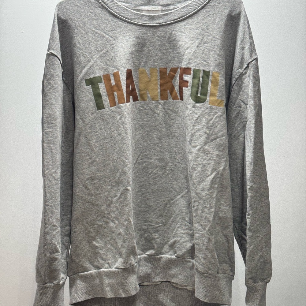 Mebie Baby “THANKFUL” Sweatshirt – Size L